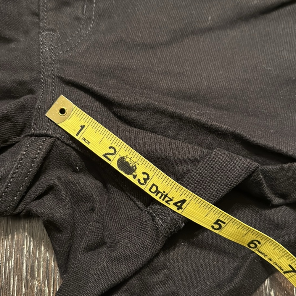 Levi's Black Denim mid-Length Shorts 28 - Picture 5 of 6